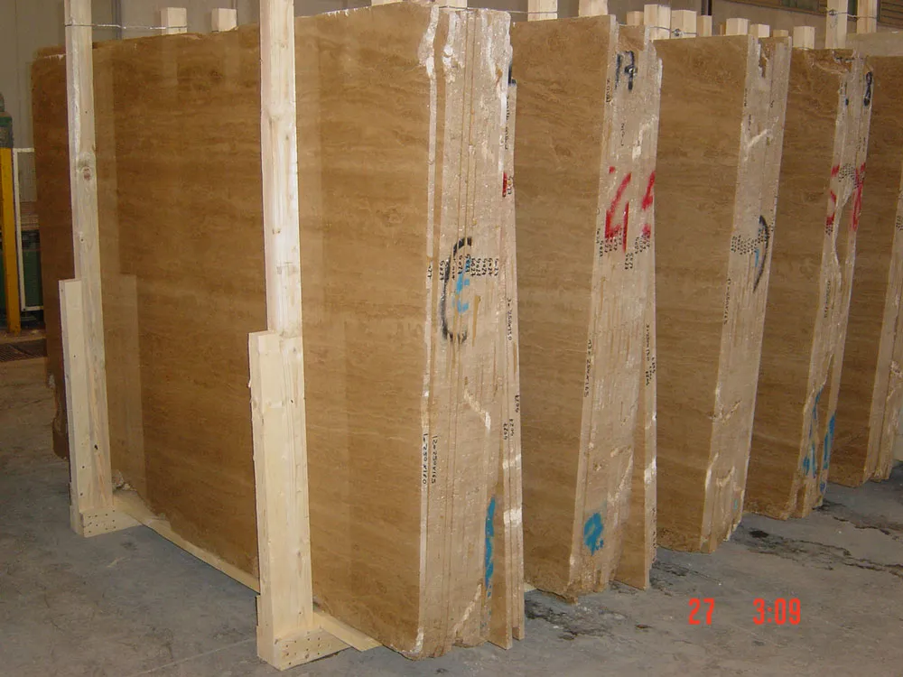 Travertino Noce Scuro – Travertine